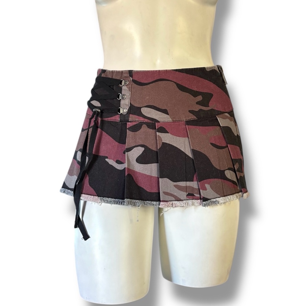 DollsKill NWT’s Current Mood Cyber Y2K Camouflage Lace Up Goth Grunge Mini Skirt